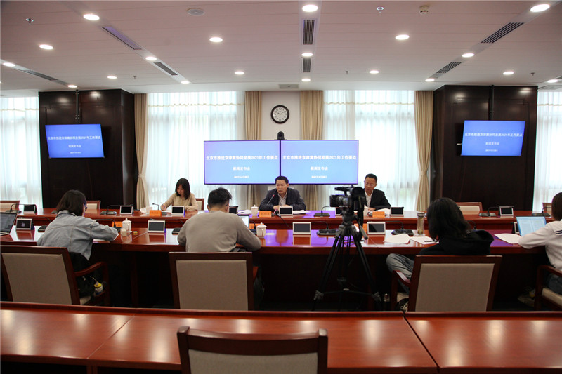 发布会427-1_副本.jpg