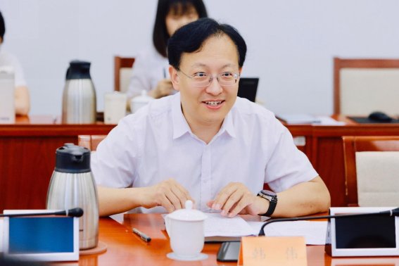 市发展改革委党组成员、副主任韩伟发言.jpeg