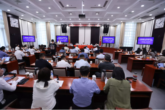 市经济社会发展研究院组织召开北京城市更新蓝皮书发布会.png